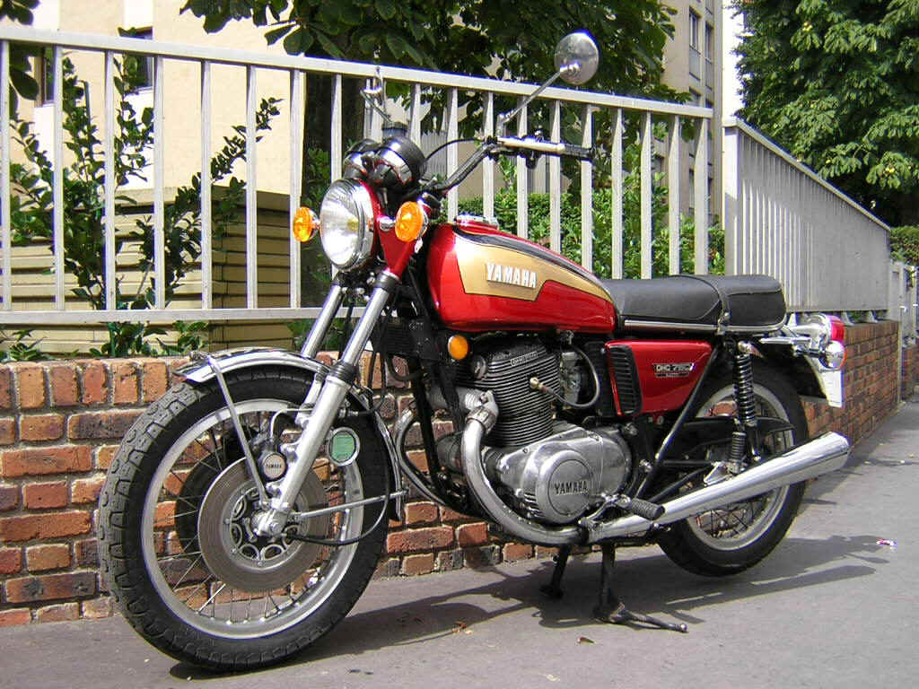 TX 750 AVG+.jpg (572012 octets)